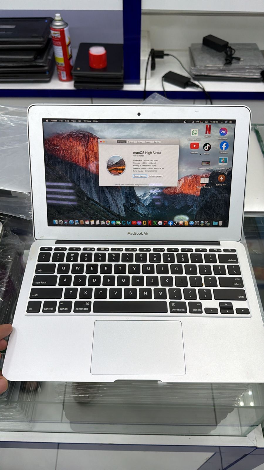 Apple MacBook AIR 2015, Core i5 , 8GB RAM , 128 GB SSD